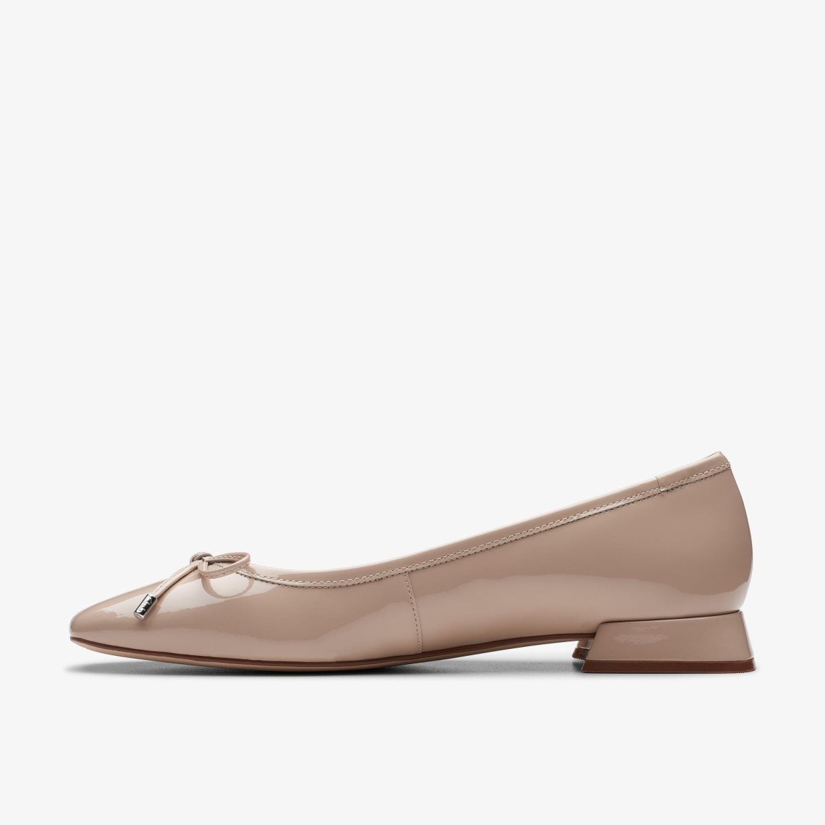 Clarks Ubree 15 Step Sand Patent Slip Ons Dames Bruin | 2670948-JC